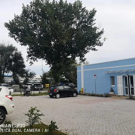 Il Sole Nel Mare - Lido Di Volano 3* Comacchio